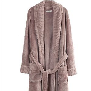 Cozy super soft dusty rose long robe with pockets